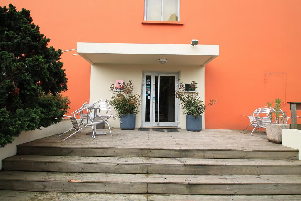 Adonis Lyon Est Hotel Artys Saint-Priest-en-Jarez Zewnętrze zdjęcie