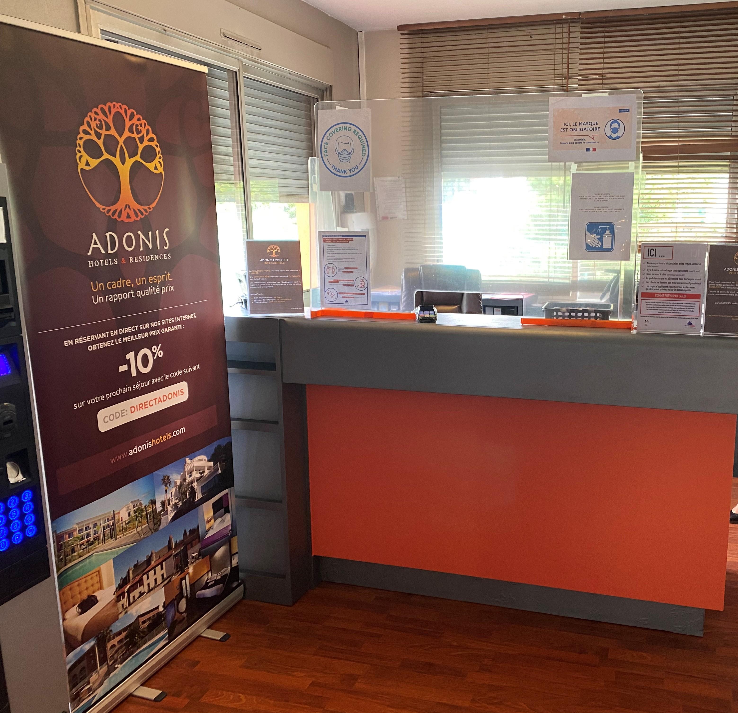 Adonis Lyon Est Hotel Artys Saint-Priest-en-Jarez Zewnętrze zdjęcie